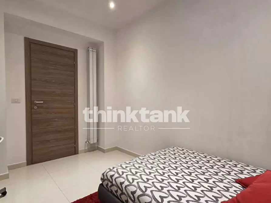 Immagine 41 di Villa in vendita  in Via Giovanni Prati snc a Catania