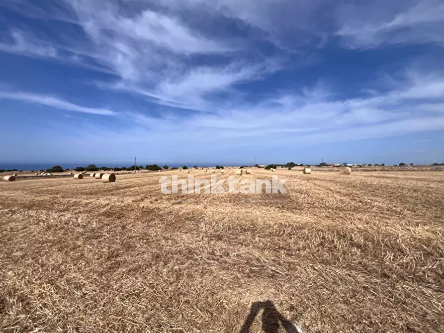 Immagine 21 di Terreno agricolo in vendita  in Contrada Mangiabove a Ragusa