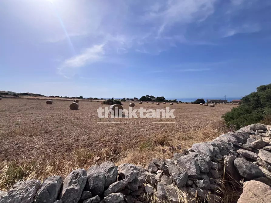 Immagine 32 di Terreno agricolo in vendita  in Contrada Mangiabove a Ragusa