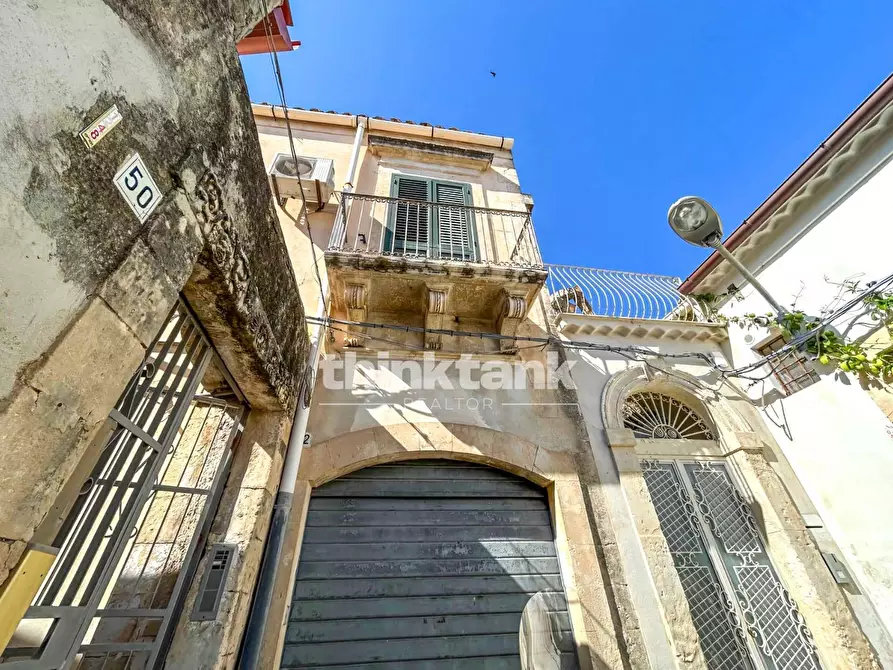 Immagine 35 di Casa indipendente in vendita  in Via Gianluca Barbieri a Noto