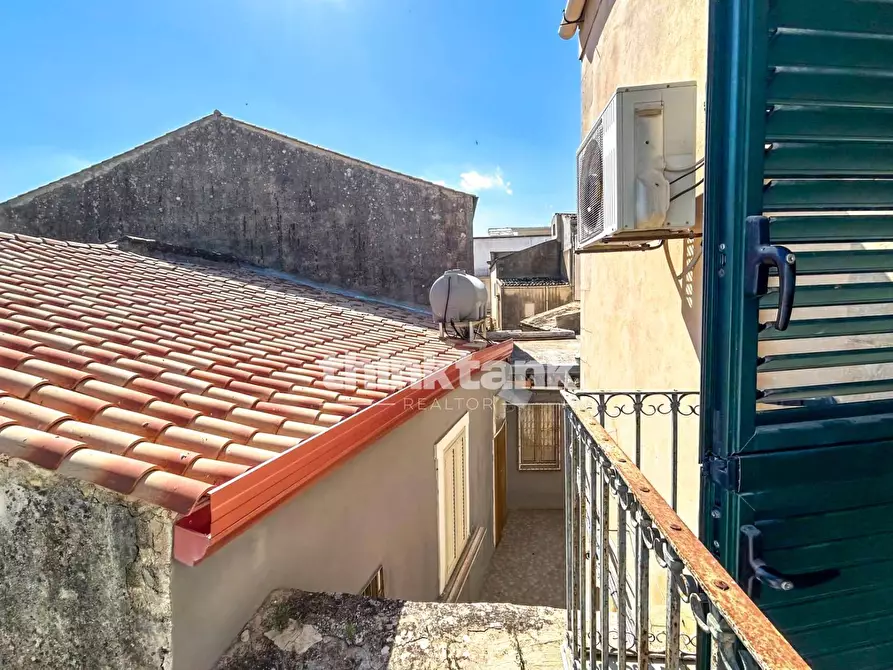 Immagine 17 di Casa indipendente in vendita  in Via Gianluca Barbieri a Noto