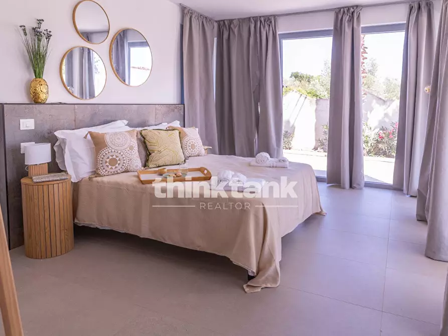 Immagine 11 di Villa in vendita  in Via Del Giglio a Ispica