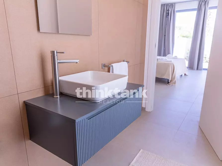 Immagine 26 di Villa in vendita  in Via Del Giglio a Ispica