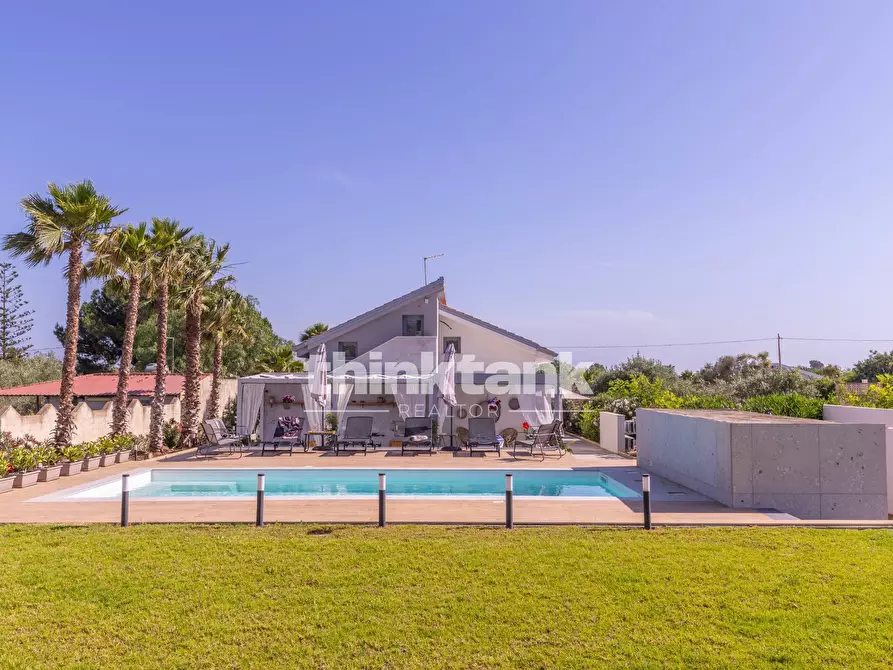 Immagine 9 di Villa in vendita  in Via Del Giglio a Ispica