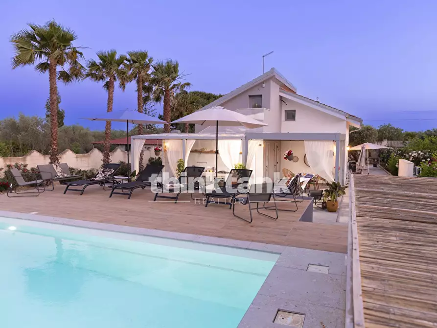 Immagine 86 di Villa in vendita  in Via Del Giglio a Ispica