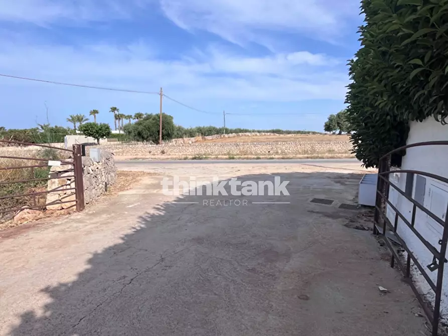 Immagine 22 di Terreno agricolo in vendita  in sp 25 a Ragusa
