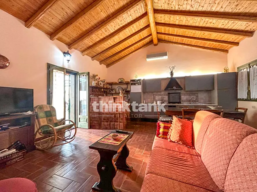 Immagine 3 di Villa in affitto  in crovacchi a Santa Maria Di Licodia