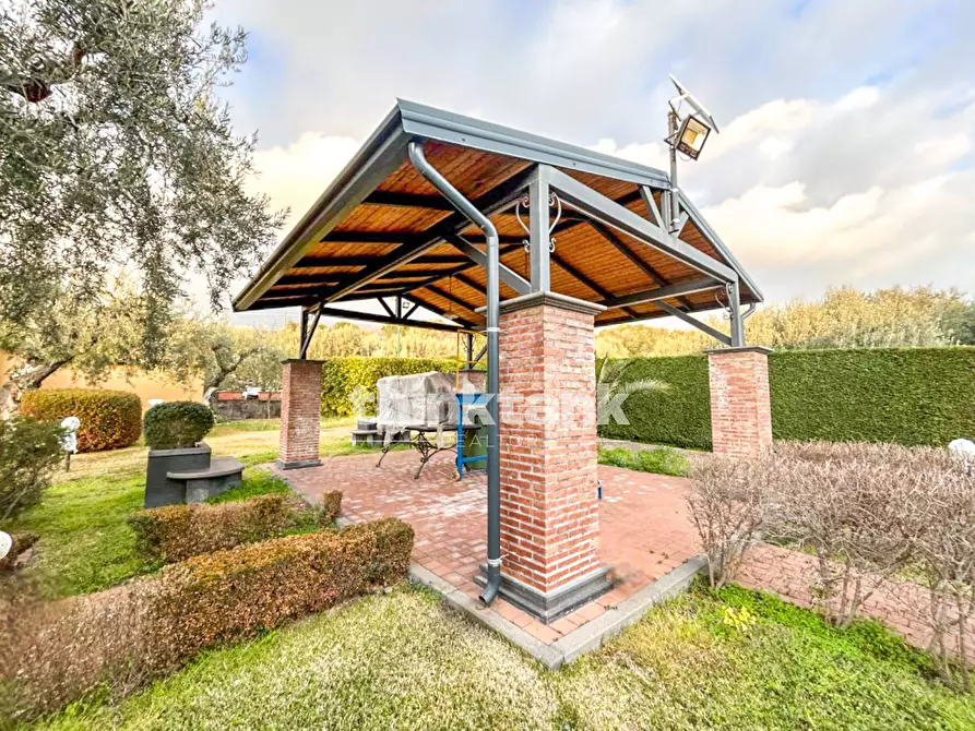Immagine 21 di Villa in affitto  in crovacchi a Santa Maria Di Licodia