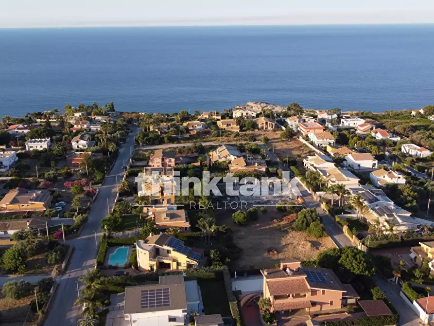 Immagine 3 di Villa in vendita  in Via Tringali a Augusta