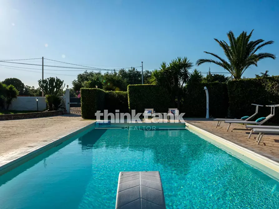 Immagine 13 di Villa in vendita  in Via Tringali a Augusta