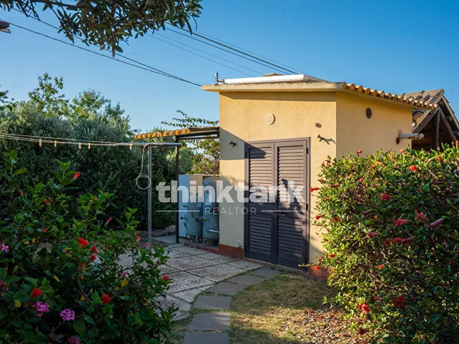 Immagine 29 di Villa in vendita  in Via Tringali a Augusta