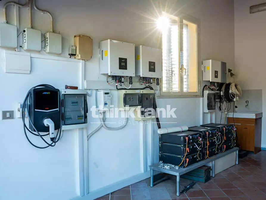 Immagine 46 di Villa in vendita  in Via Tringali a Augusta