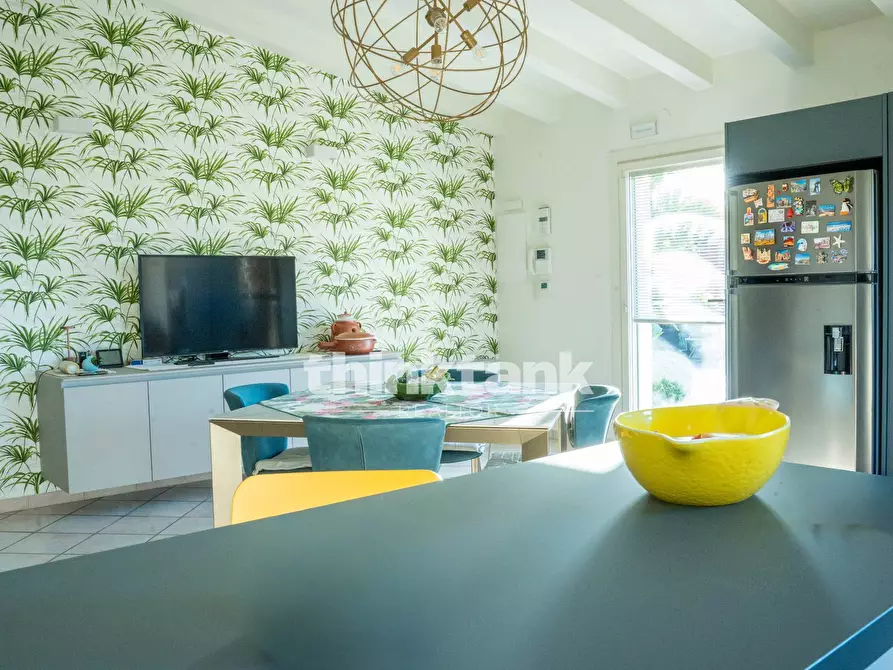Immagine 50 di Villa in vendita  in Via Tringali a Augusta