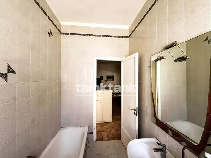 Immagine 23 di Villa in vendita  in Via Lentini a Siracusa