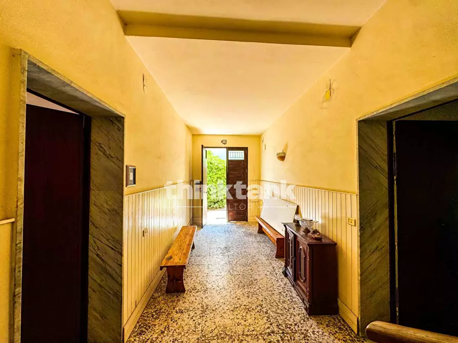 Immagine 34 di Villa in vendita  in Via Lentini a Siracusa