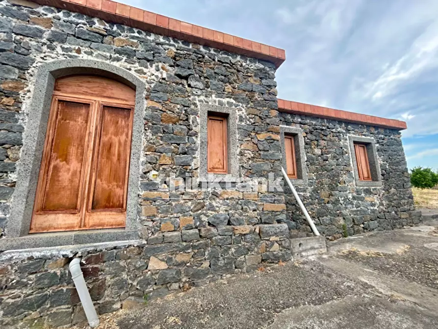 Immagine 8 di Rustico / casale in vendita  in Via Reitana a Aci Catena