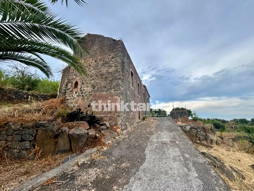 Immagine 15 di Rustico / casale in vendita  in Via Reitana a Aci Catena