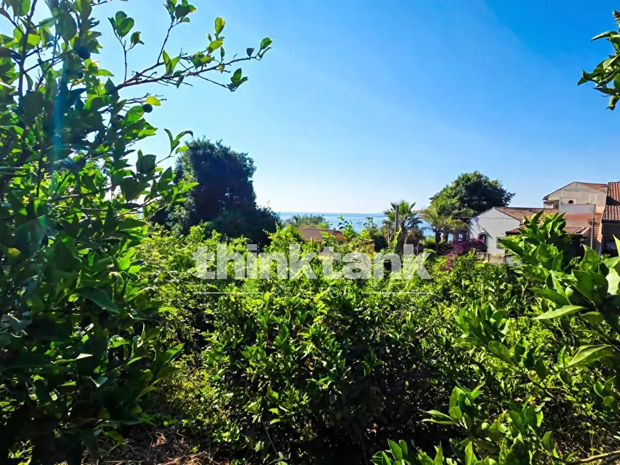 Immagine 49 di Villa in vendita  in Strada 9 Praiola SNC a Riposto
