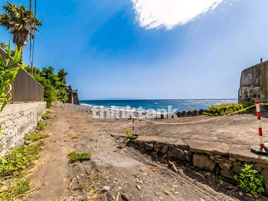 Immagine 51 di Villa in vendita  in Strada 9 Praiola SNC a Riposto