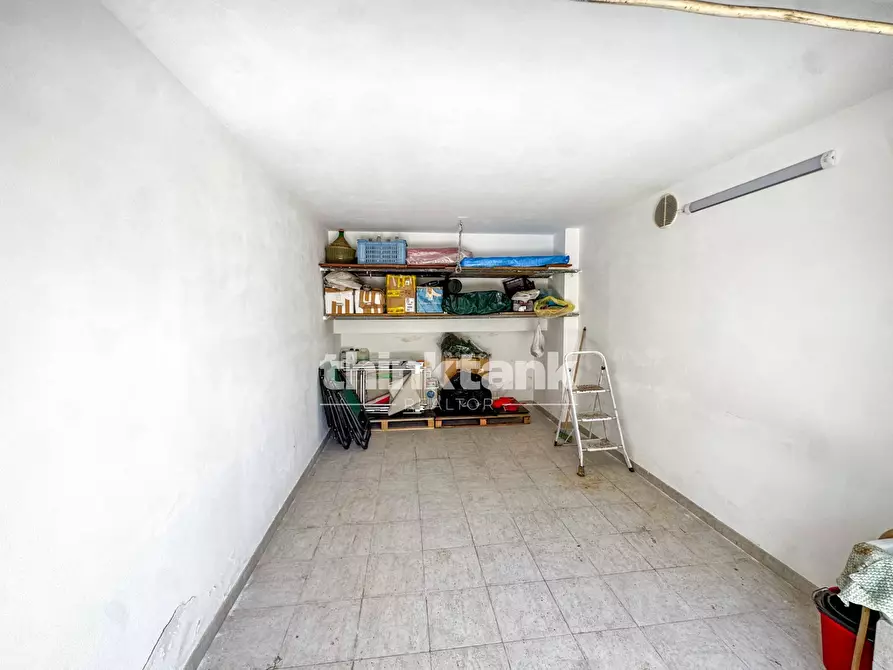 Immagine 37 di Appartamento in vendita  in Via Servi Di Maria a Siracusa