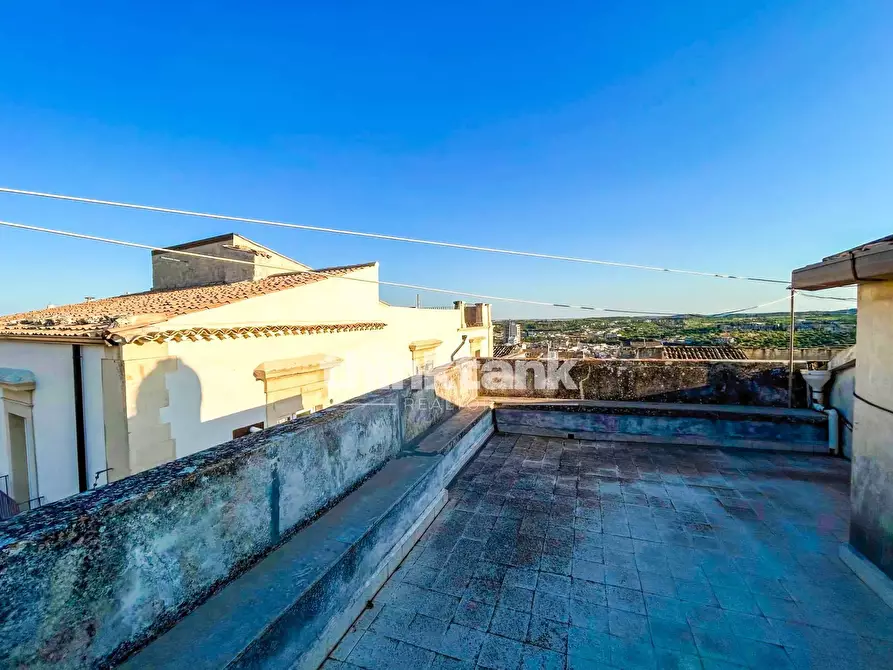 Immagine 22 di Casa indipendente in vendita  in Via Alfio Mandraro a Noto
