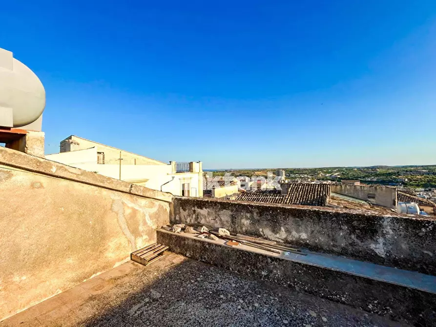 Immagine 30 di Casa indipendente in vendita  in Via Alfio Mandraro a Noto