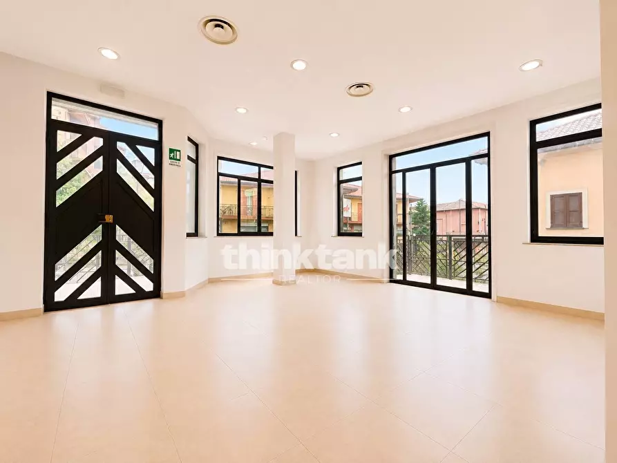 Immagine 2 di Albergo/B&B/Residence in vendita  in Via Etnea a Gravina Di Catania