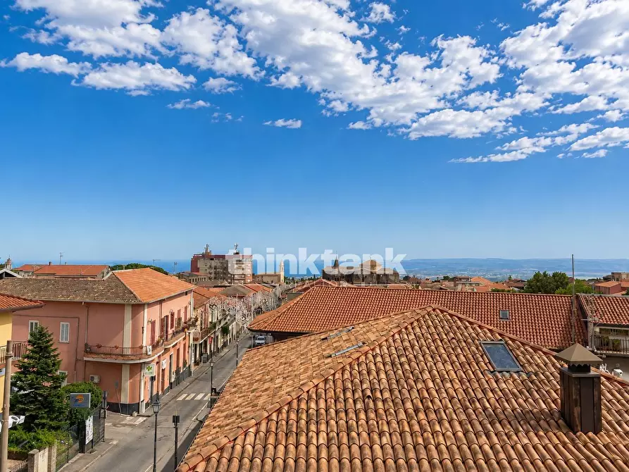 Immagine 11 di Albergo/B&B/Residence in vendita  in Via Etnea a Gravina Di Catania
