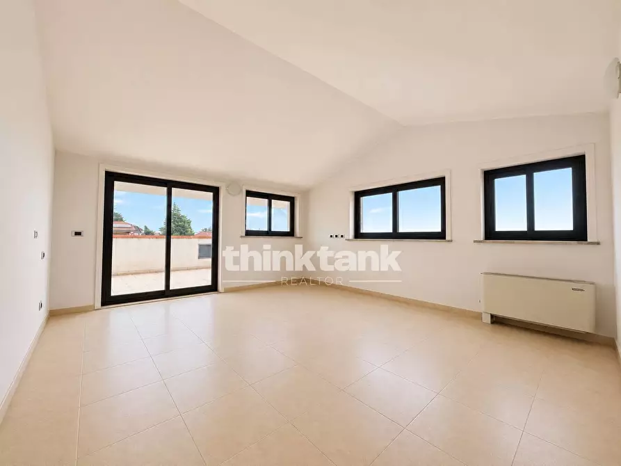 Immagine 18 di Albergo/B&B/Residence in vendita  in Via Etnea a Gravina Di Catania