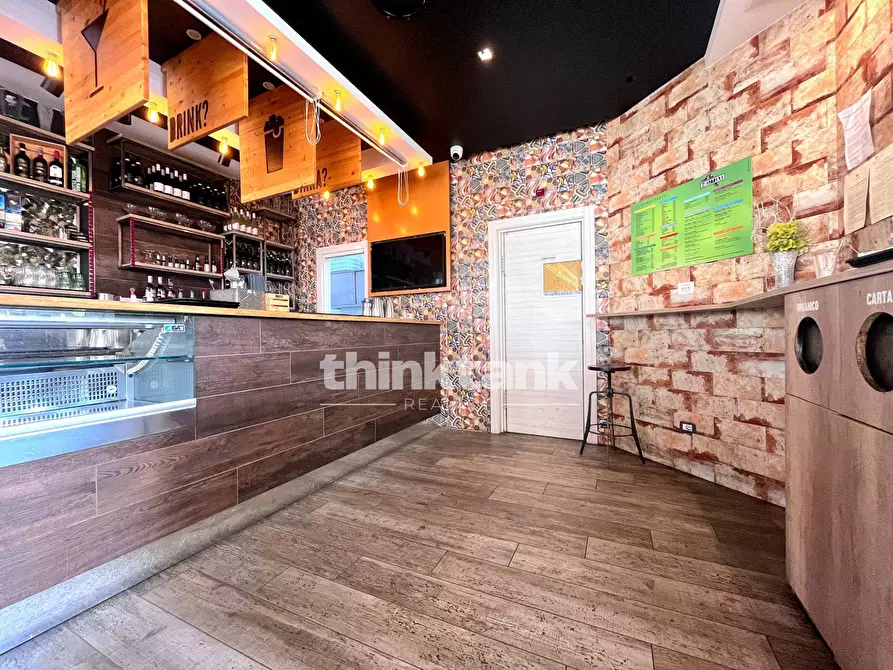 Immagine 8 di Bar / Ristorante in vendita  in viale Mazara del vallo 33 a Gela