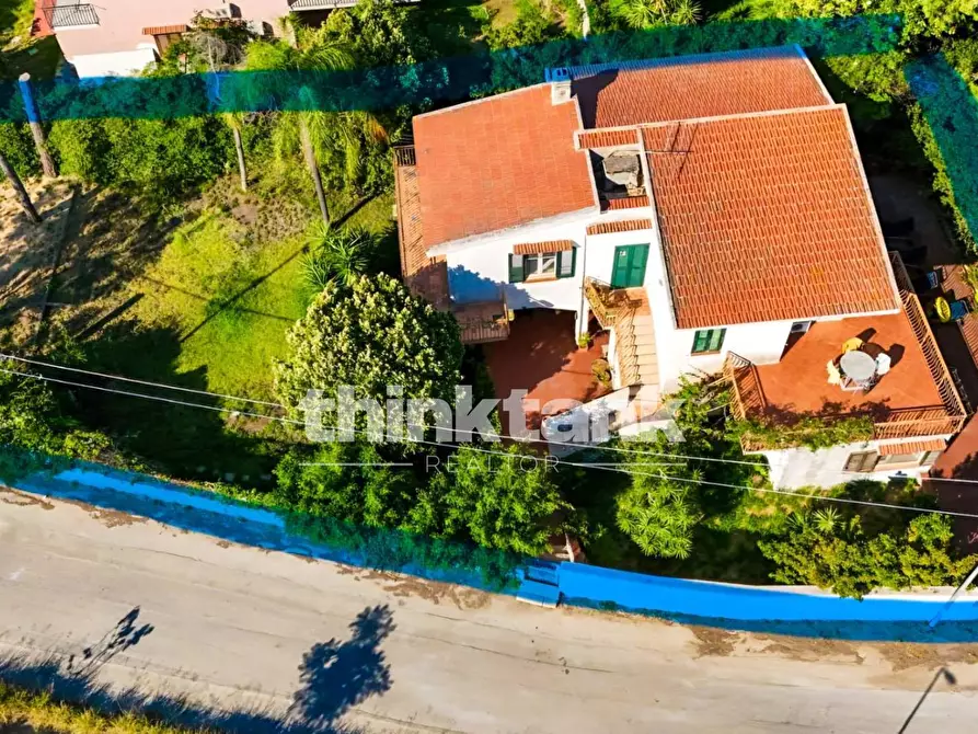 Immagine 15 di Villa in vendita  in Via Tersicore a Siracusa
