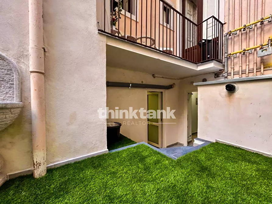 Immagine 2 di Casa semindipendente in vendita  in Via Caltanissetta a Catania