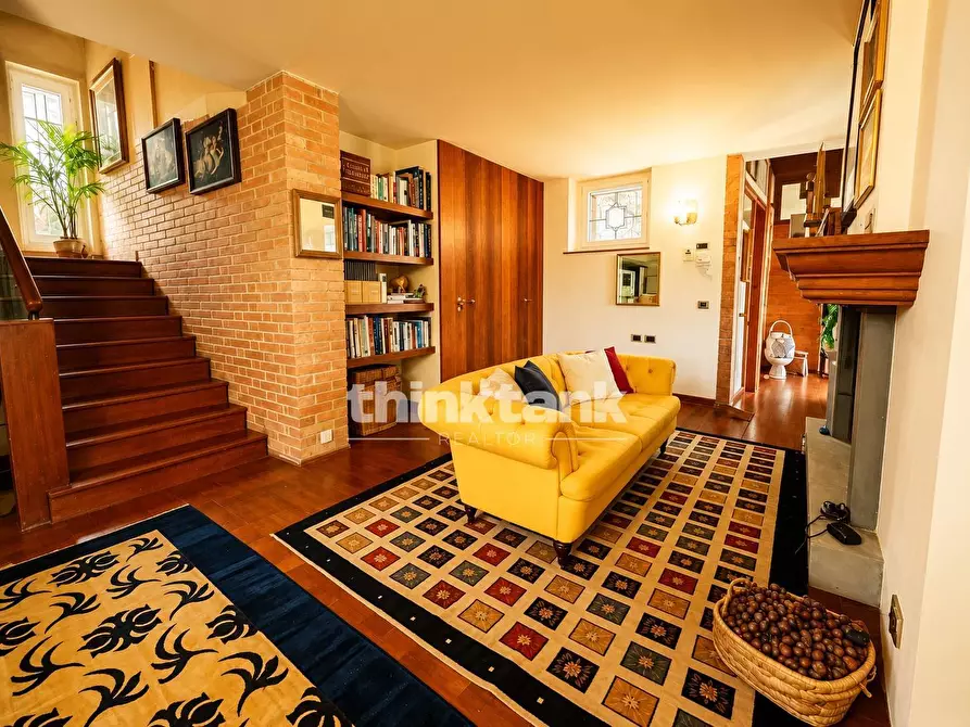 Immagine 11 di Villa in vendita  in Via G. Sanfilippo a Gravina Di Catania