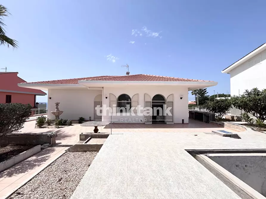 Immagine 3 di Villa in vendita  in Via Contrada Marina di Ragusa a Ragusa