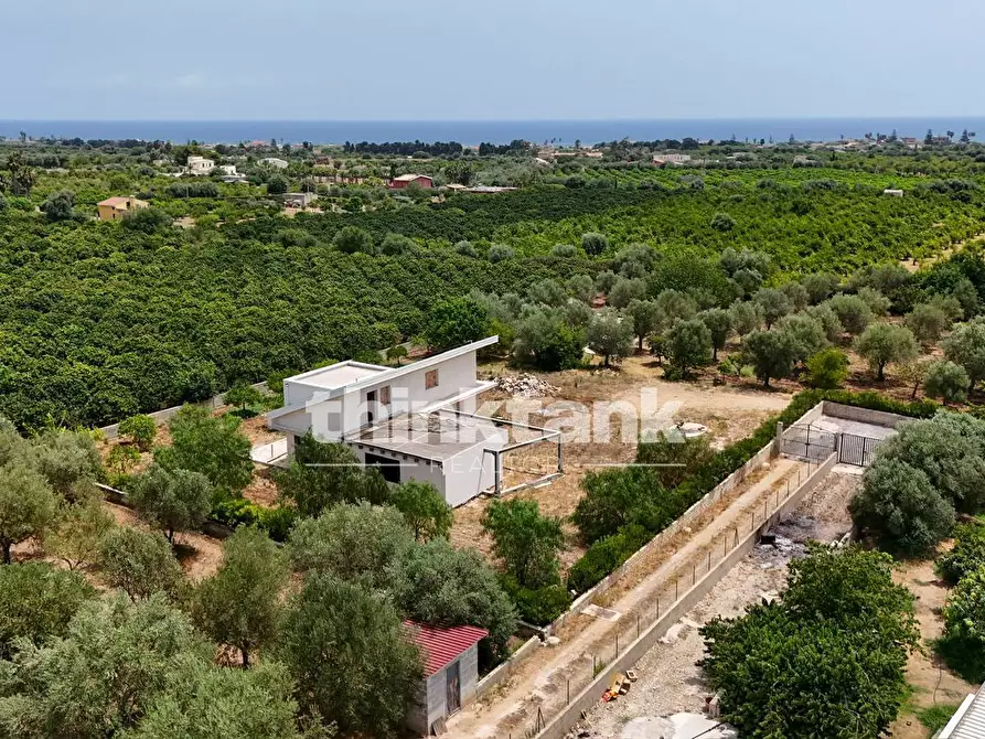 Immagine 1 di Casa indipendente in vendita  in Via Palma a Avola