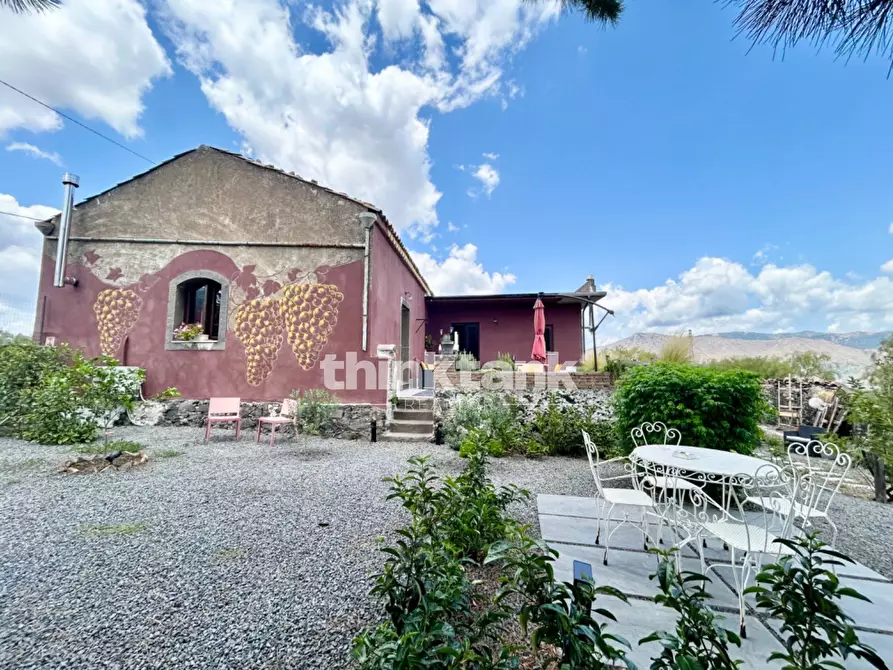 Immagine 27 di Rustico / casale in vendita  in Viale Regina Margherita a Castiglione Di Sicilia