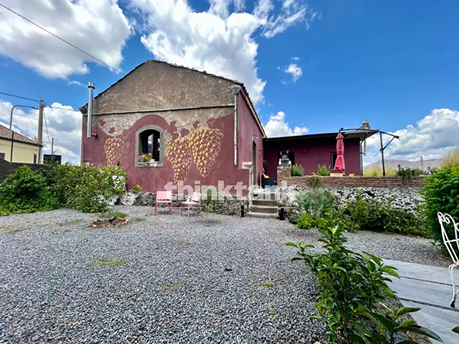 Immagine 29 di Rustico / casale in vendita  in Viale Regina Margherita a Castiglione Di Sicilia