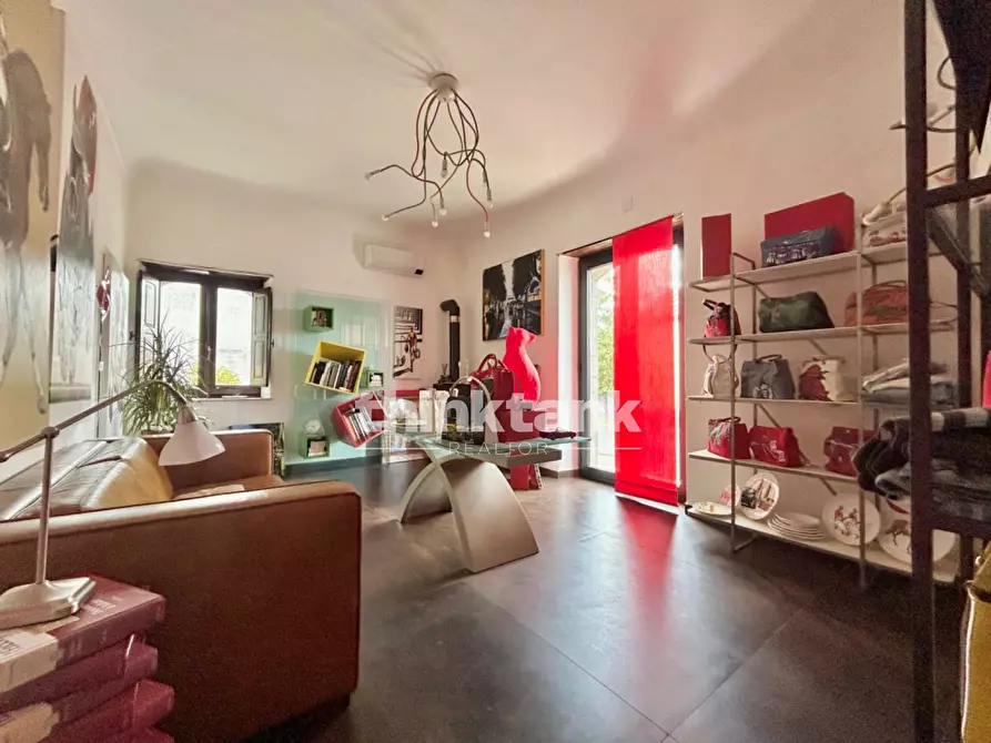 Immagine 6 di Rustico / casale in vendita  in Viale Regina Margherita a Castiglione Di Sicilia