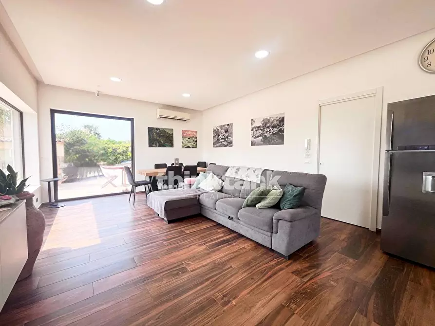 Immagine 5 di Villa in vendita  in Via Col Vento a Siracusa