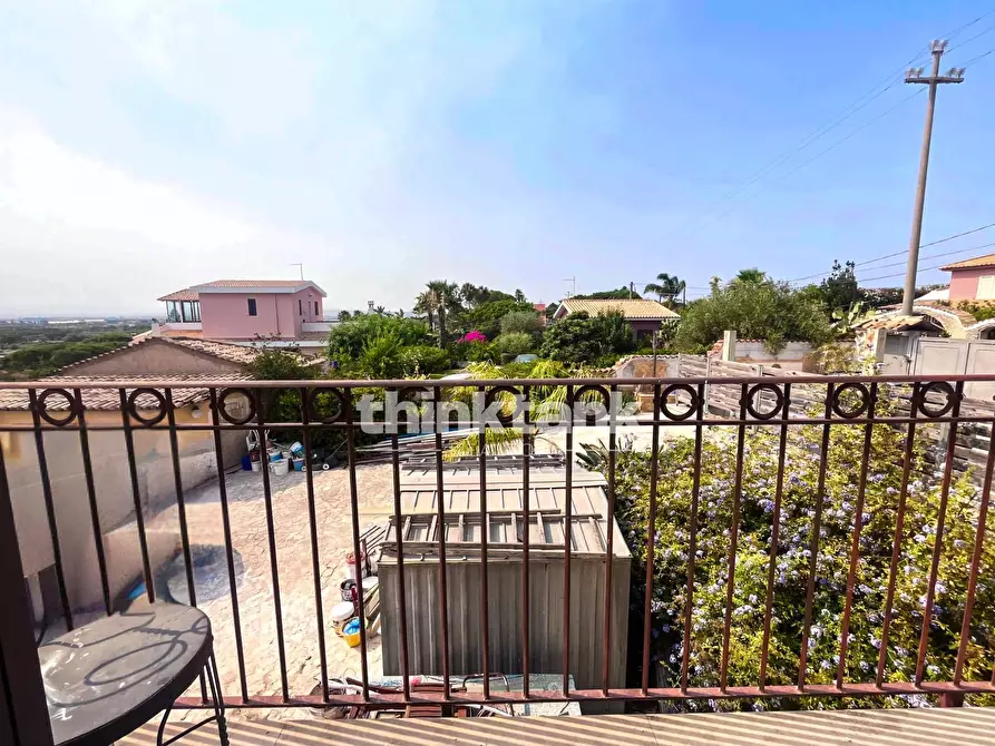 Immagine 45 di Villa in vendita  in Via Col Vento a Siracusa