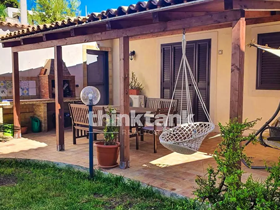 Immagine 55 di Villa in vendita  in Via Col Vento a Siracusa