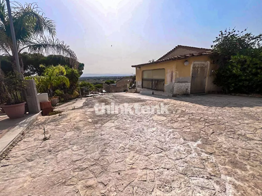 Immagine 72 di Villa in vendita  in Via Col Vento a Siracusa