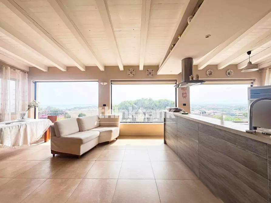 Immagine 37 di Villa in vendita  in Via Col Vento a Siracusa