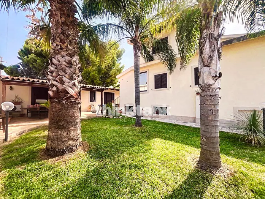Immagine 54 di Villa in vendita  in Via Col Vento a Siracusa