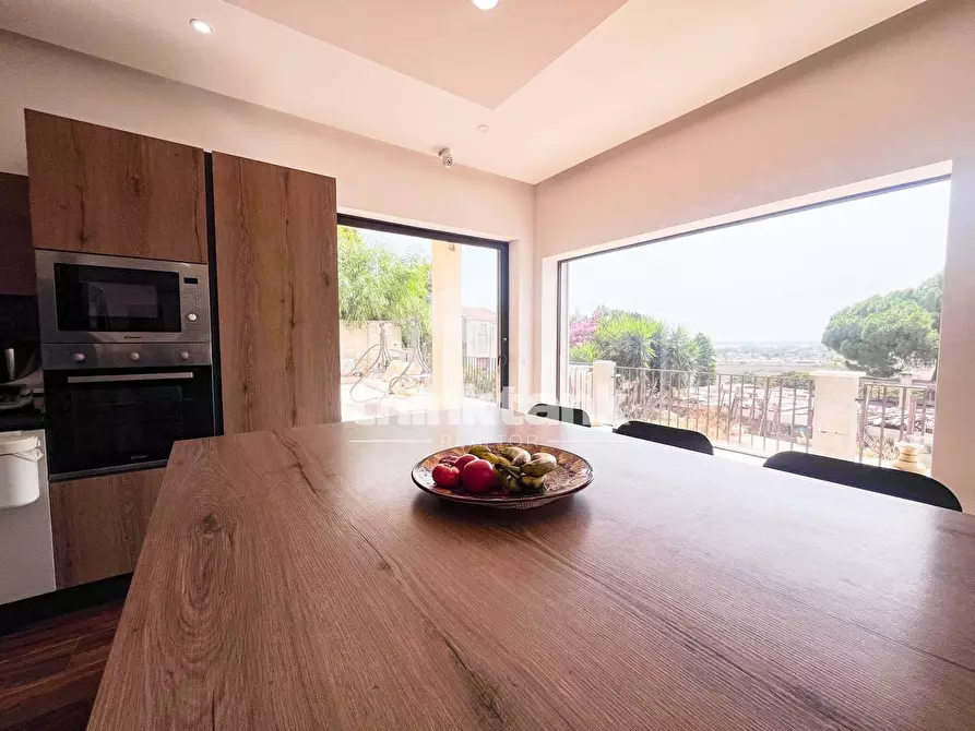 Immagine 17 di Villa in vendita  in Via Col Vento a Siracusa