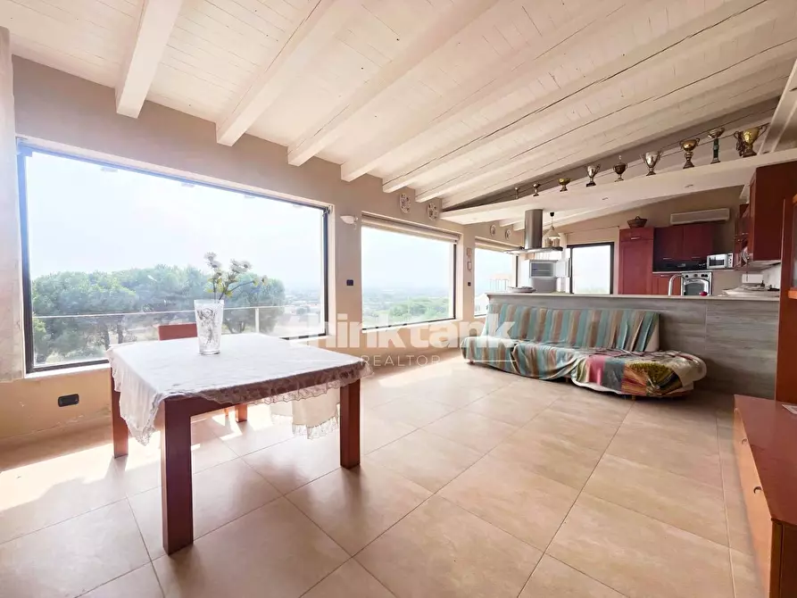 Immagine 39 di Villa in vendita  in Via Col Vento a Siracusa