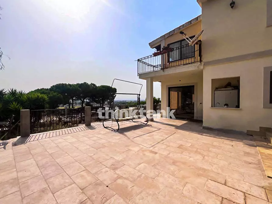 Immagine 70 di Villa in vendita  in Via Col Vento a Siracusa