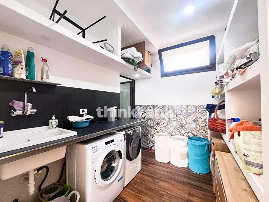 Immagine 33 di Villa in vendita  in Via Col Vento a Siracusa
