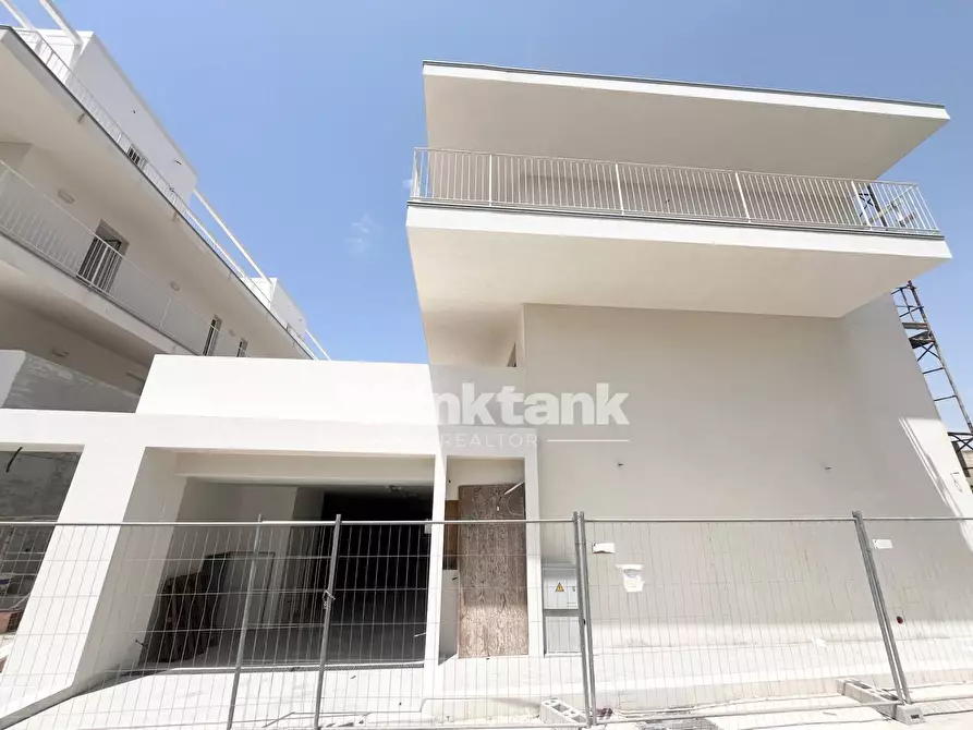 Immagine 3 di Appartamento in vendita  in Via F. Calvi a Scicli