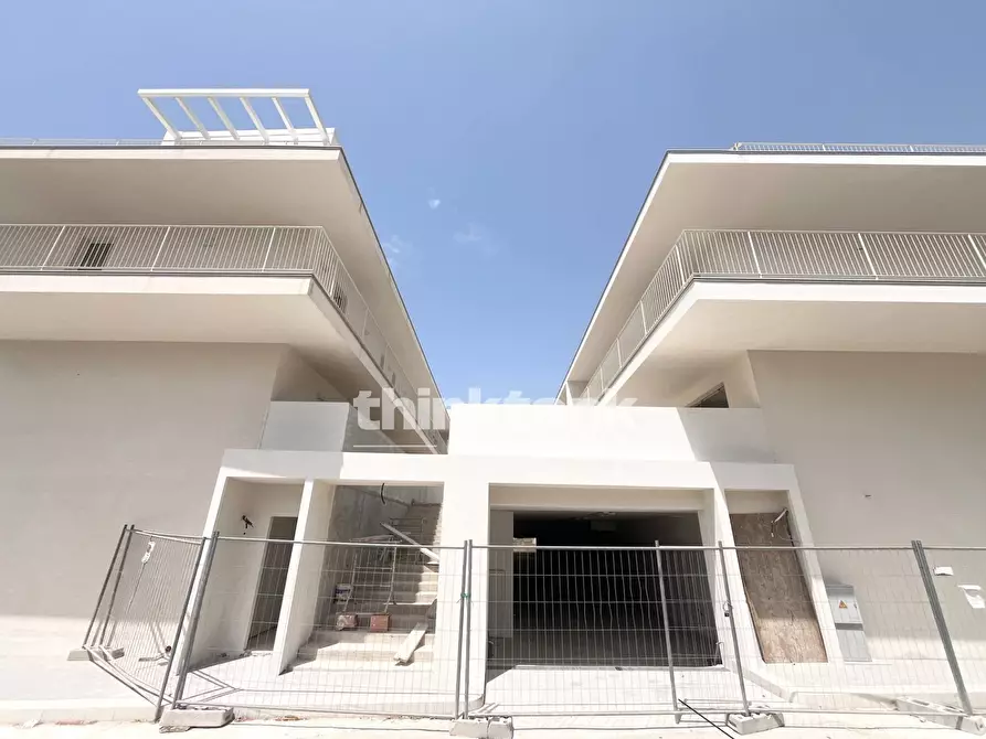 Immagine 2 di Appartamento in vendita  in Via F. Calvi a Scicli